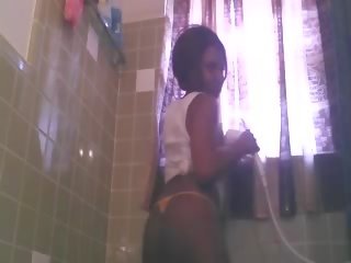 Negra mademoiselle provocação em o duche