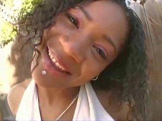 Adorable ebony masturbates outdoor vid