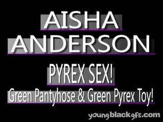 Примамлив тийн черни млад дама aisha андерсън