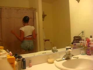 Booty Bigtitted Sista produces A x rated video In A Bathroom