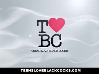 Teensloveblackcocks-hot בלונדינית לוקח colossal שחור לִדקוֹר