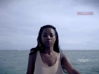Kiky rucker velika prsi bejba caribbean video