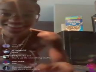 Instagram Thot “rozay Molly” Showing Titties and Pussy on Live