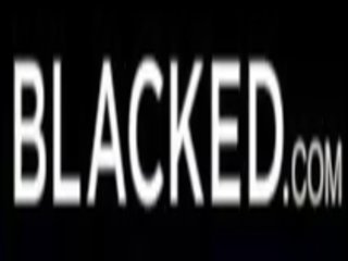 Blacked bbc-hungry μικροσκοπικός ξανθός/ιά παίρνει creampied με συγκάτοικος σεξ συνδετήρας κλιπ